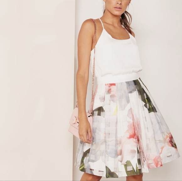 🍒NWT🍒 TED BAKER BURNOUT FLARED SKIRT - Picture 5 of 6